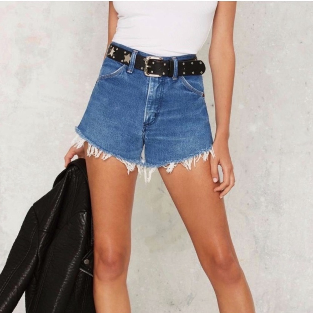 VINTAGE WRANGLER DISTRESSED BOHO CUTOFF JEAN SHORTS 6 USA
